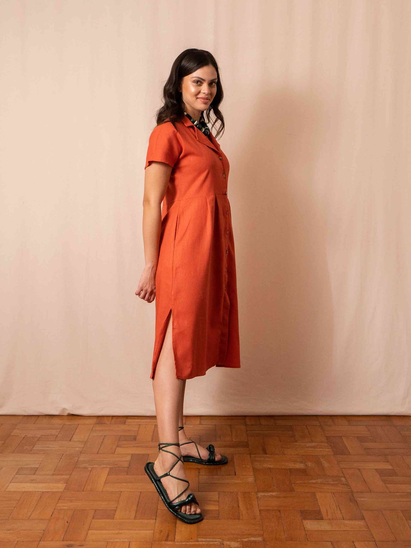 vestido_midi_linho_botoes_duas_design_moda_autoral_recife_pernambuco