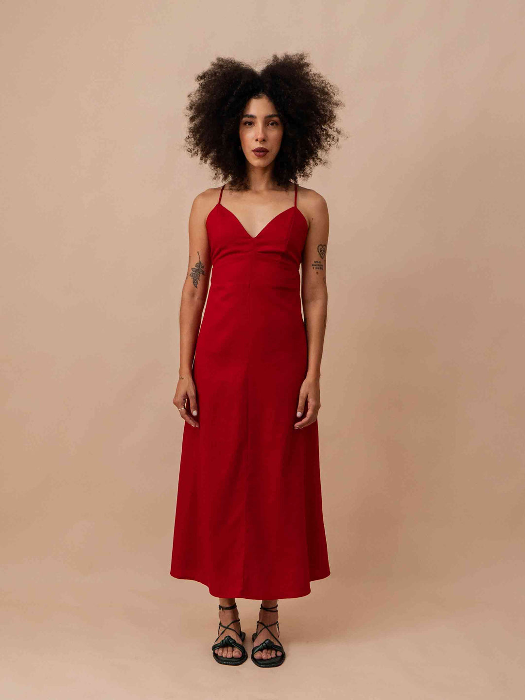 vestido_midi_vermelho_duas-design_moda-autoral_recife_pernambuco