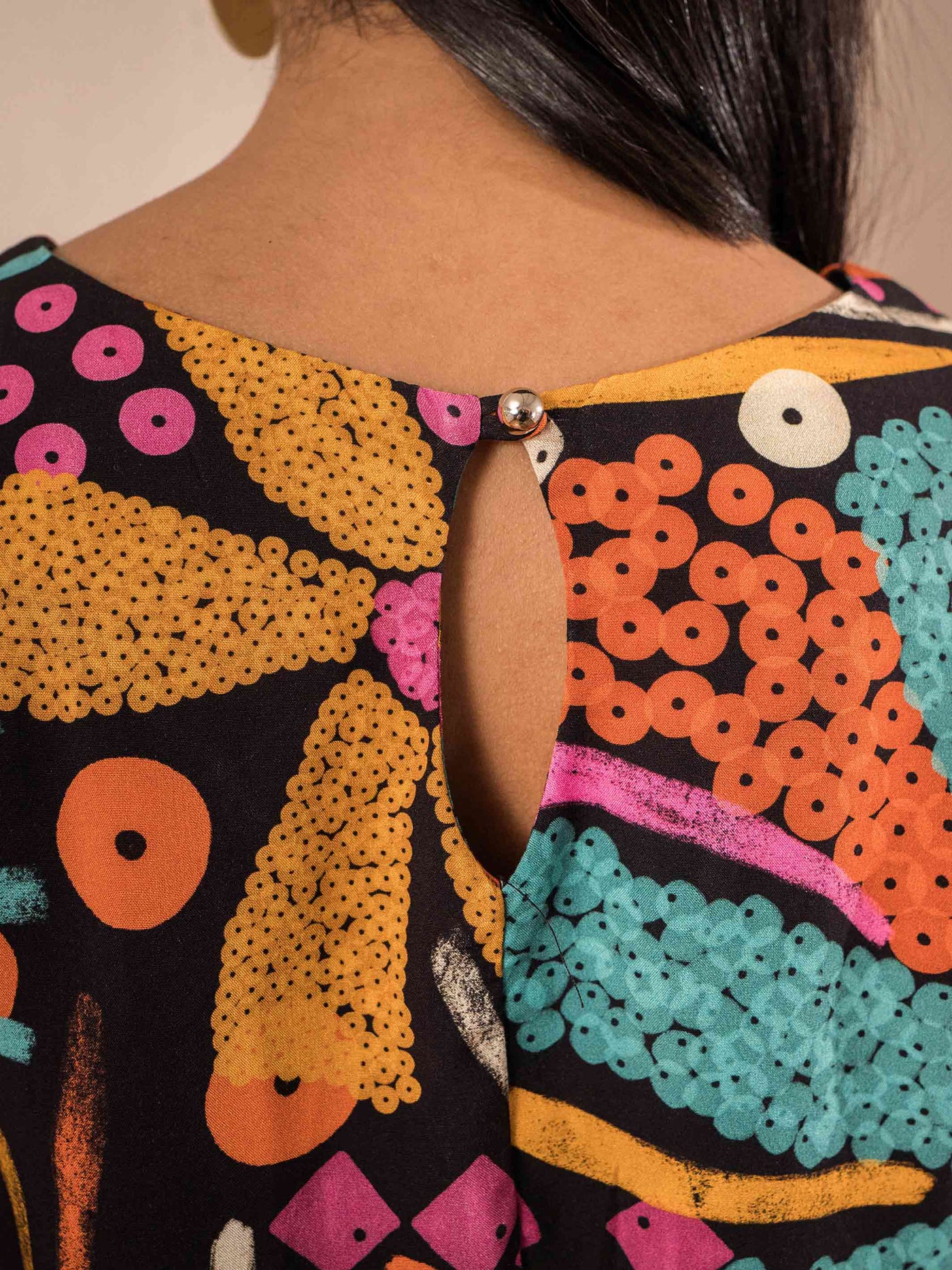 blusa_feminina_estampada_duas-design_moda-autoral_maracatu