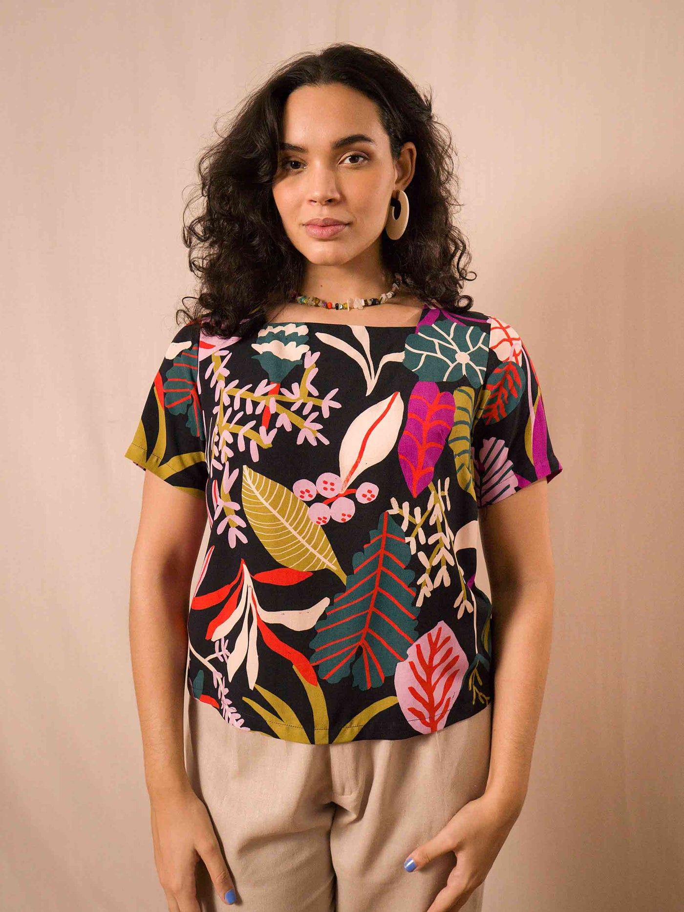 blusa_feminina_estampada_duas-design_moda-autoral_