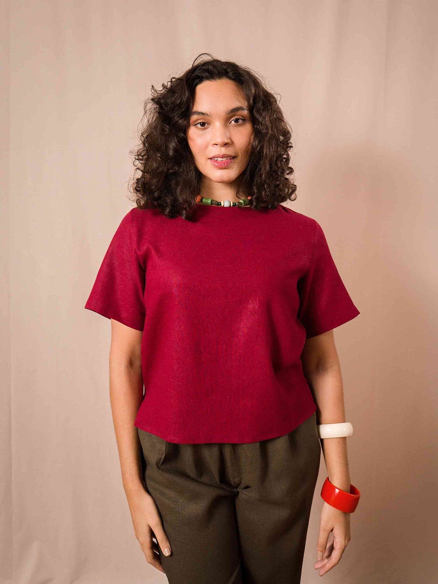 blusa_linho_feminina_duas-design_moda-autoral_vinho