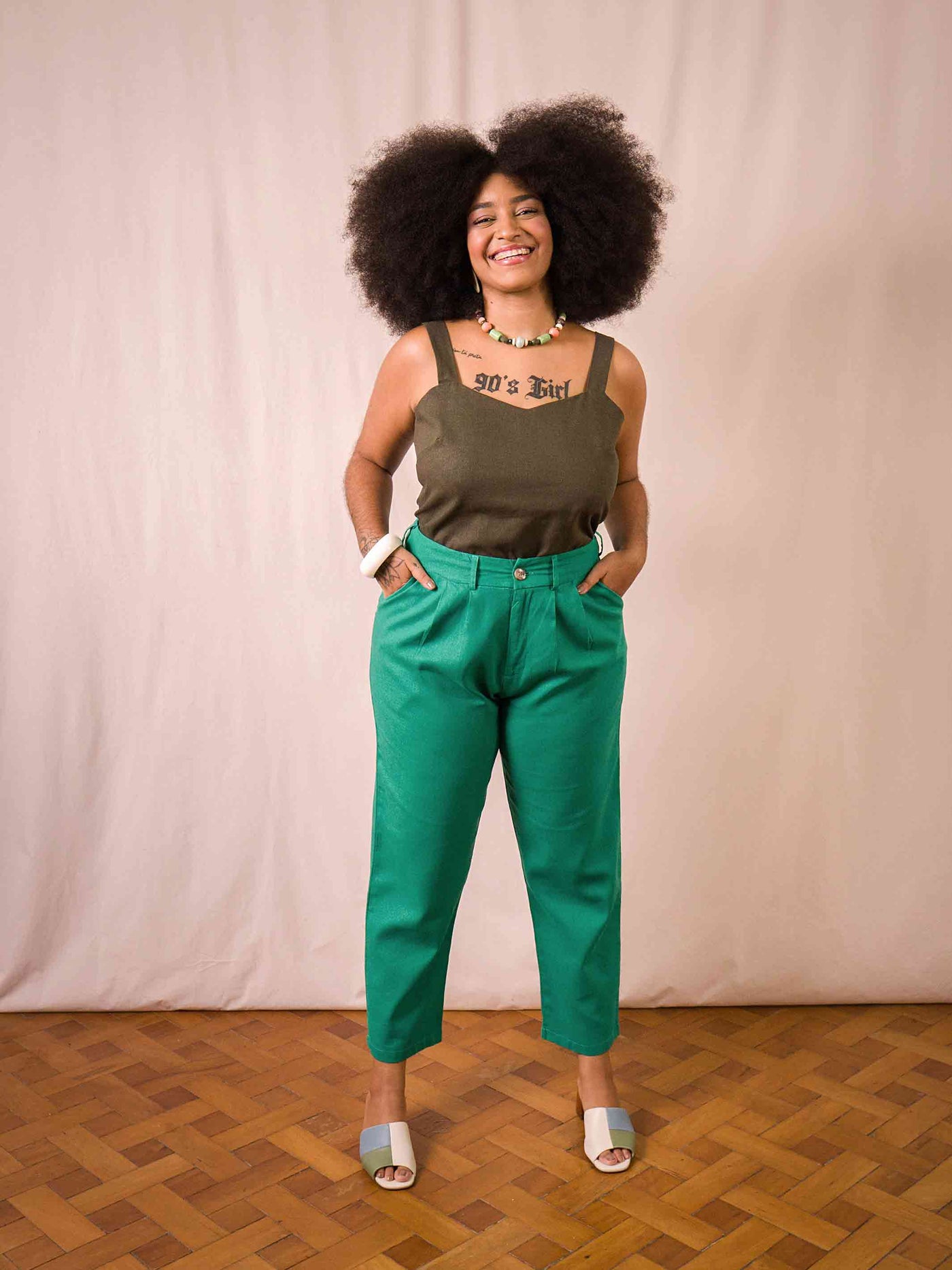 calca_cenoura_linho_duas-design_moda-autoral_jpg