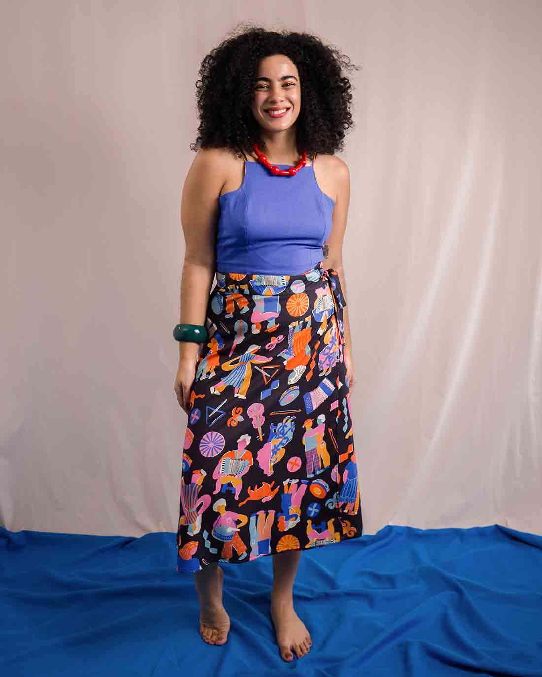saia midi estampada duas design estampa forró preto transpassada
