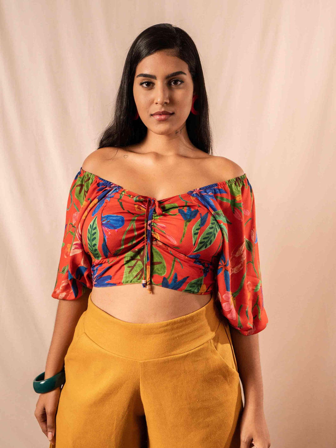 CROPPED MANU | LA REINA