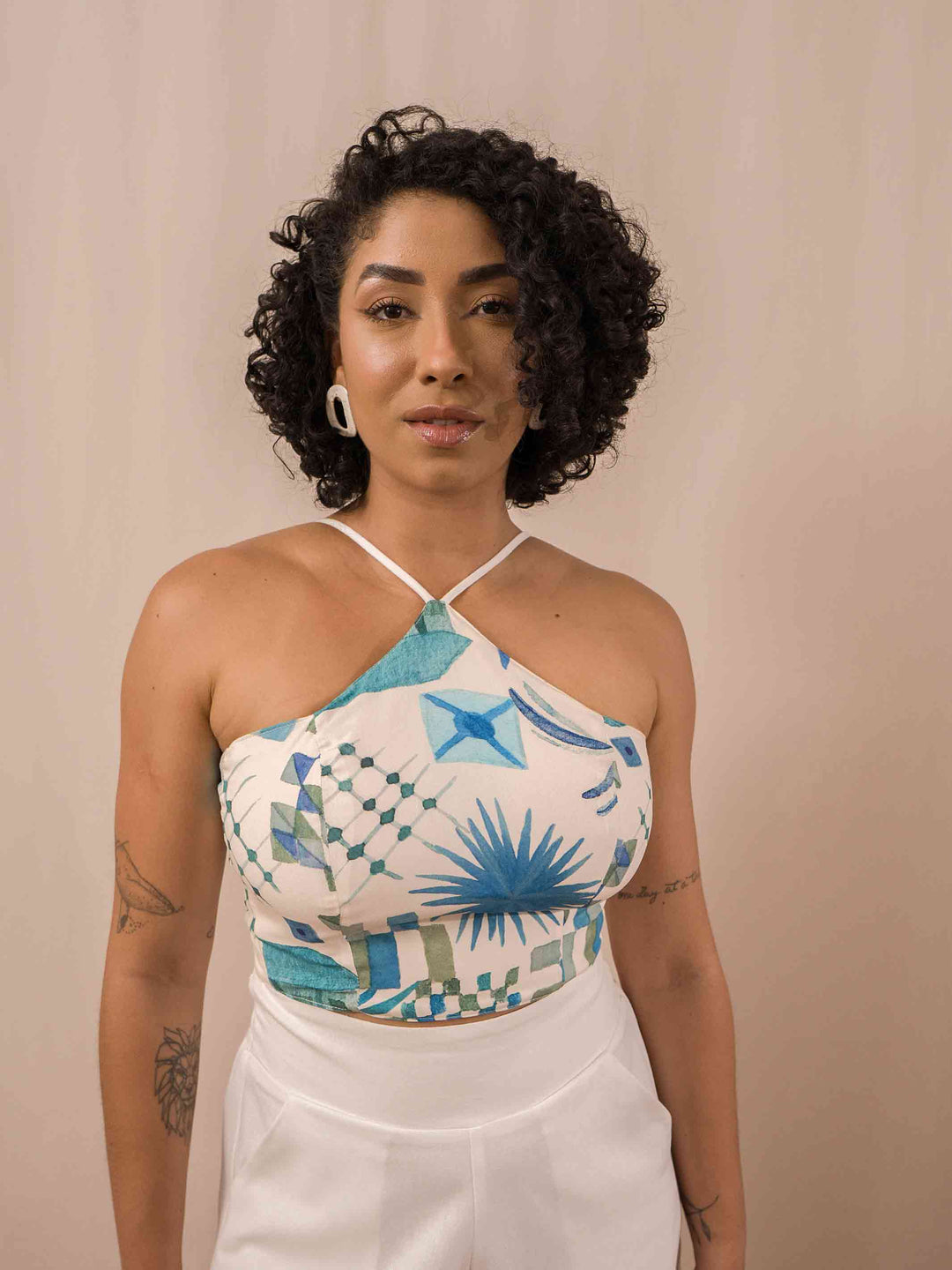 top_cropped_feminino_estampado_duas-design_moda-autoral_guaratiba
