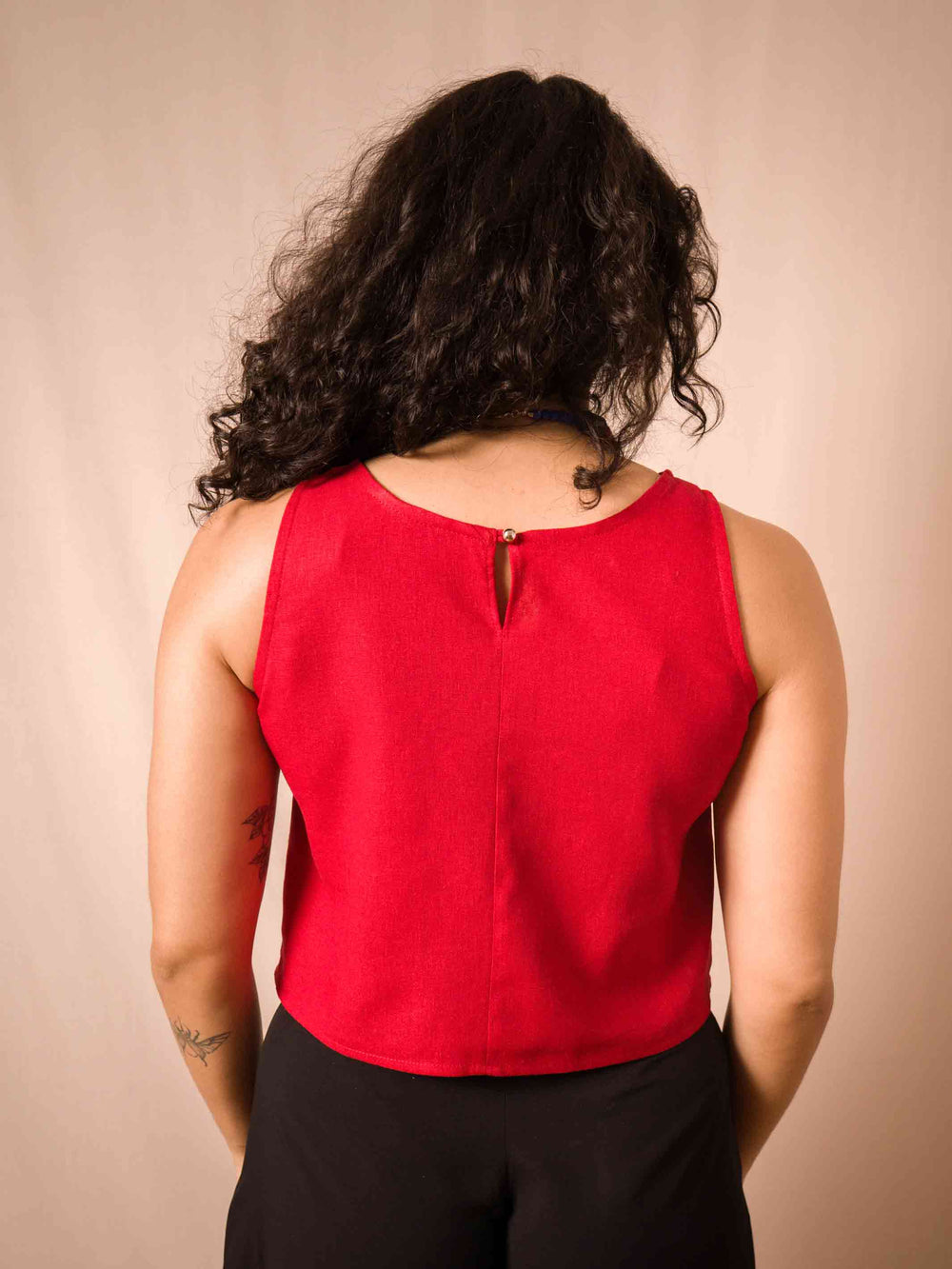 top_cropped_linho_vermelho_duas-design_moda-autoral_vermelho