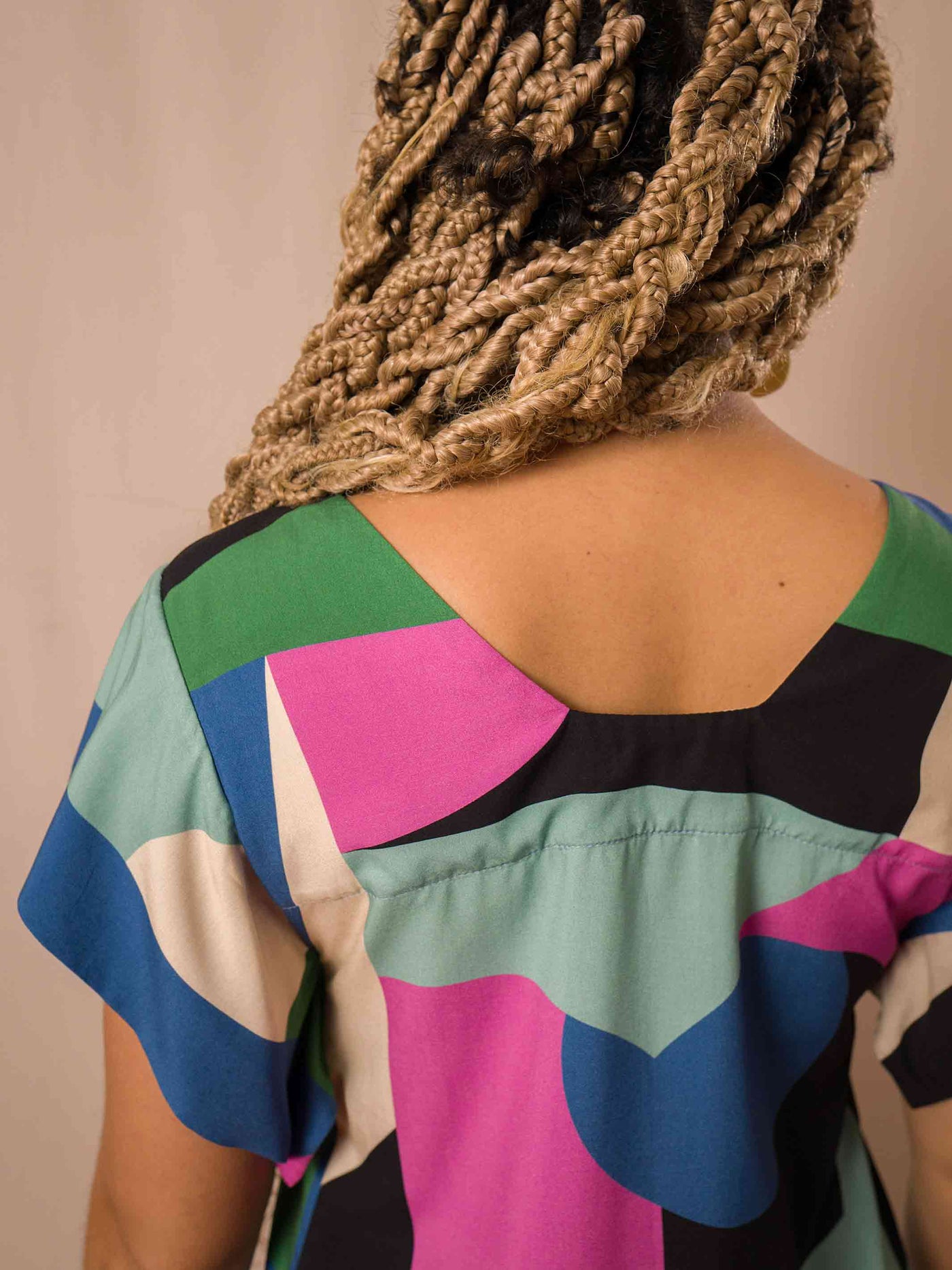 vestido_curto_feminino_estampado_duas-design_moda-autoral