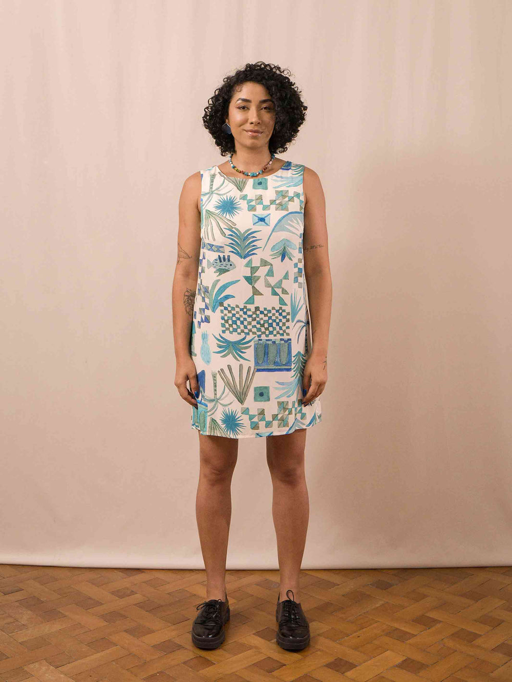 vestido_curto_feminino_estampado_duas-design_moda-autoral