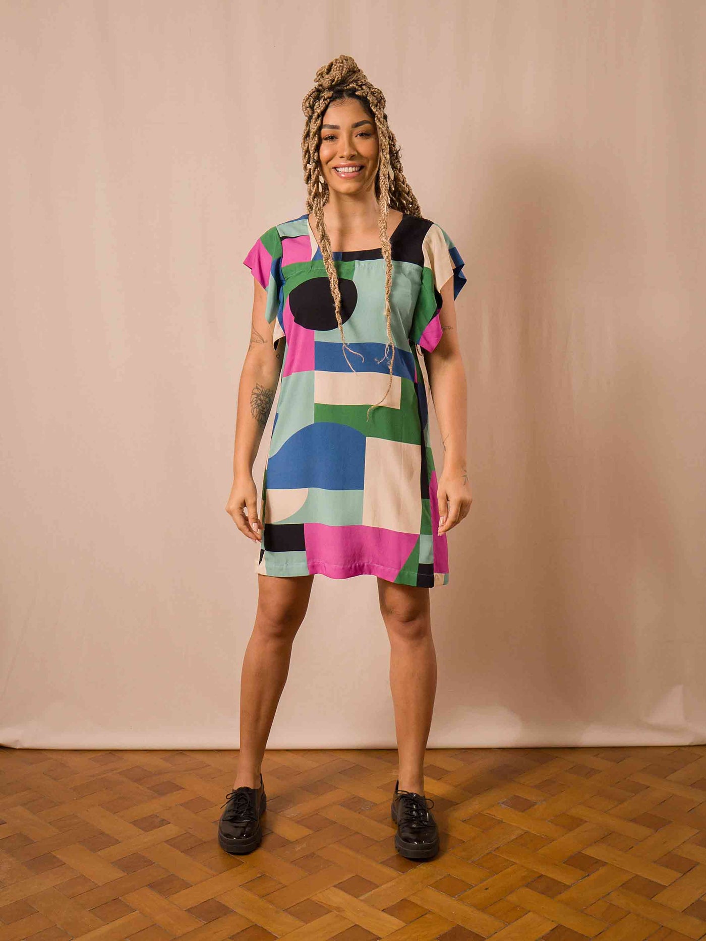 vvestido_curto_feminino_estampado_duas-design_moda-autoral