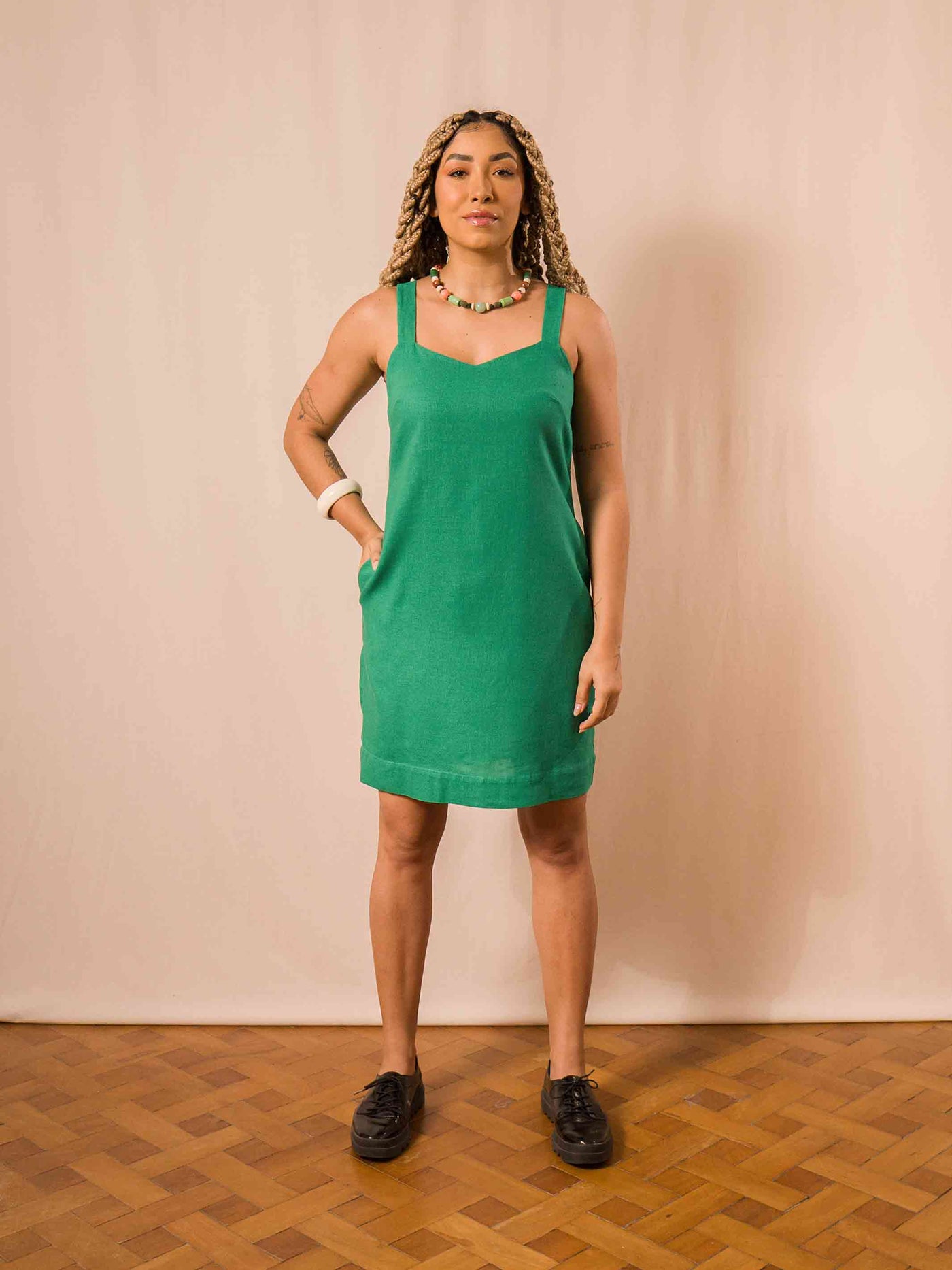 vestido_linho_curto_verde_duas-design_moda-autoral