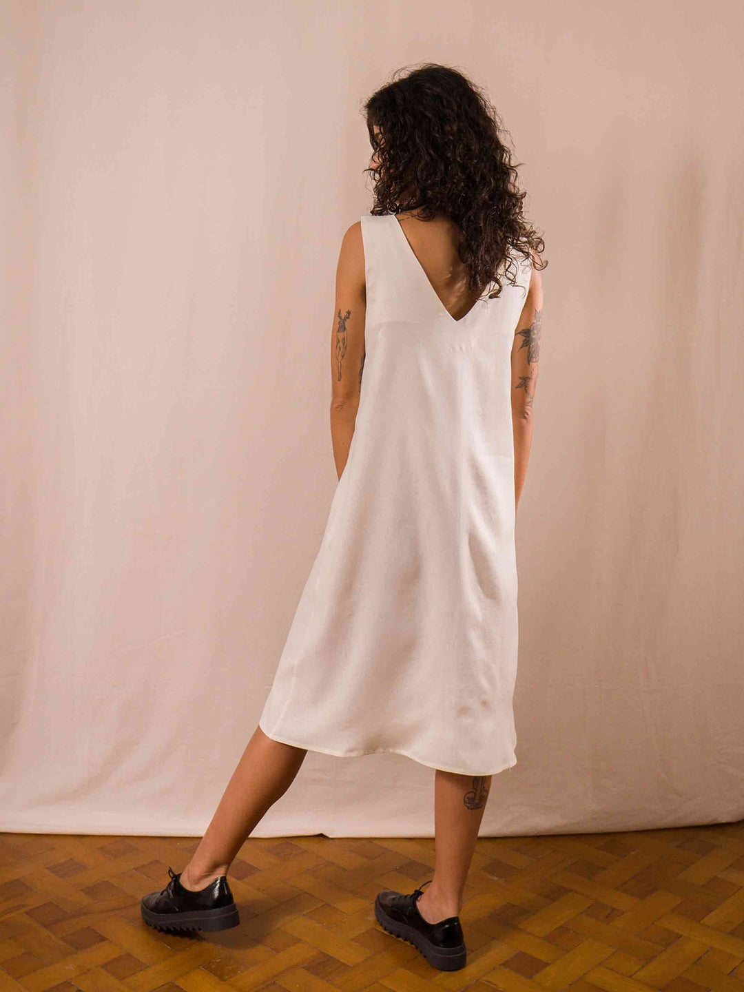 vestido_midi_linho_branco_duas-design_moda-autoral