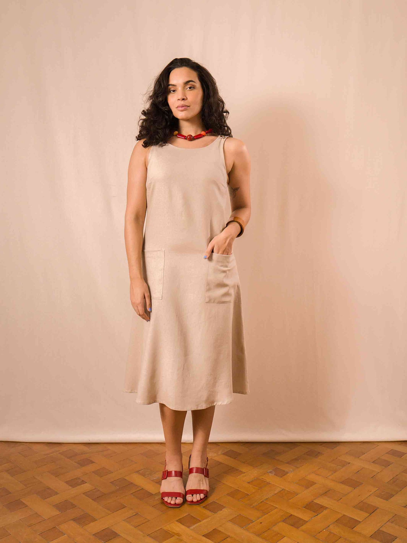 vestido_midi_longuete_linho_bege_duas-design_moda-autoral_